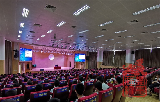 图为禁毒宣传活动现场