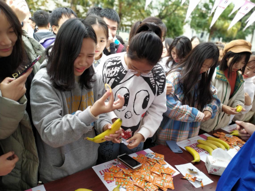 “红十字 红丝带·12320防艾青春行”在四川启动